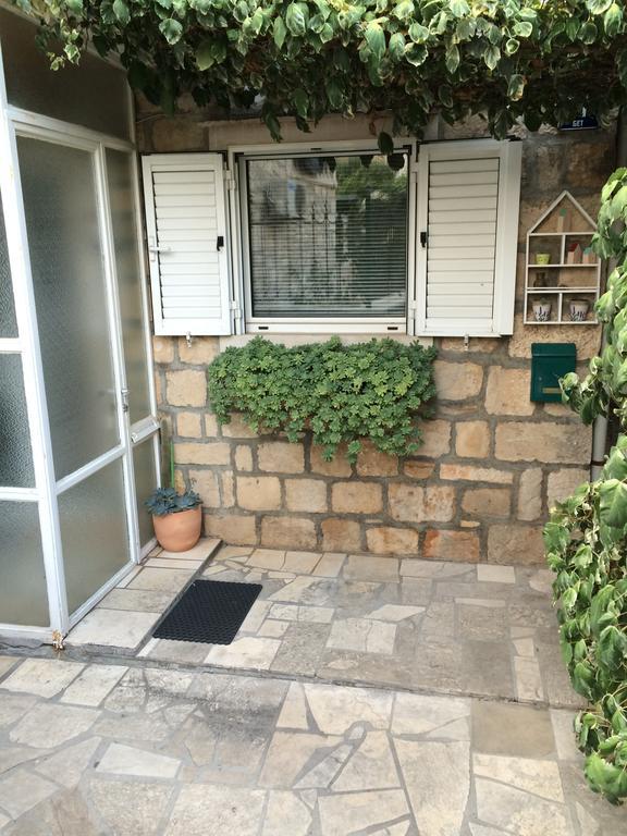 Apartment Get Supetar Exterior foto